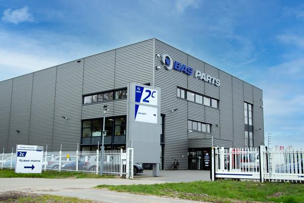 O BAS Parts & Tyres