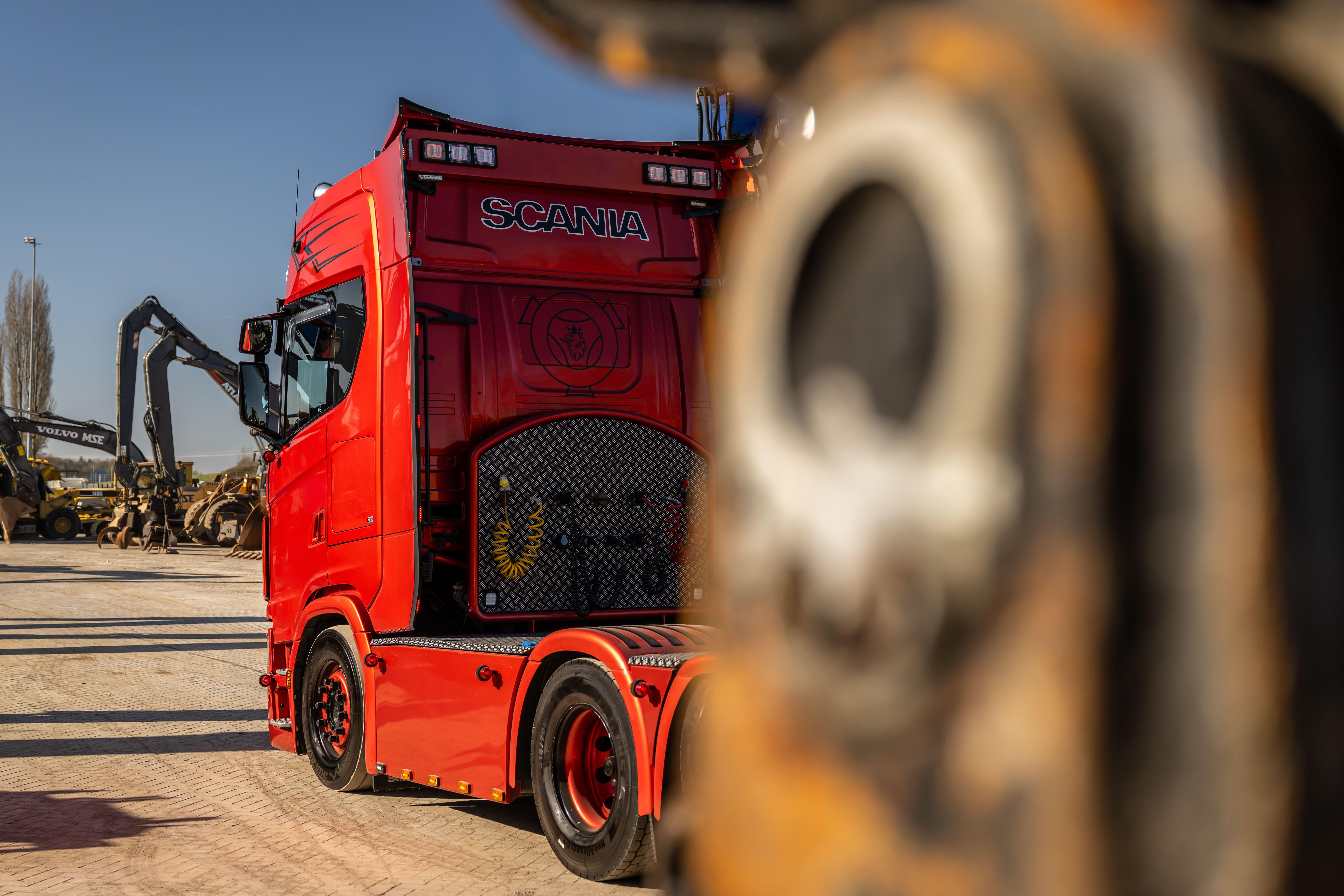 SCANIA_24